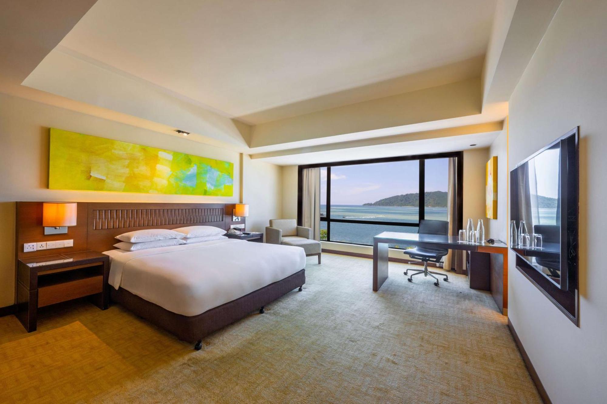Отель Hyatt Regency Kinabalu Кота-Кинабалу Экстерьер фото