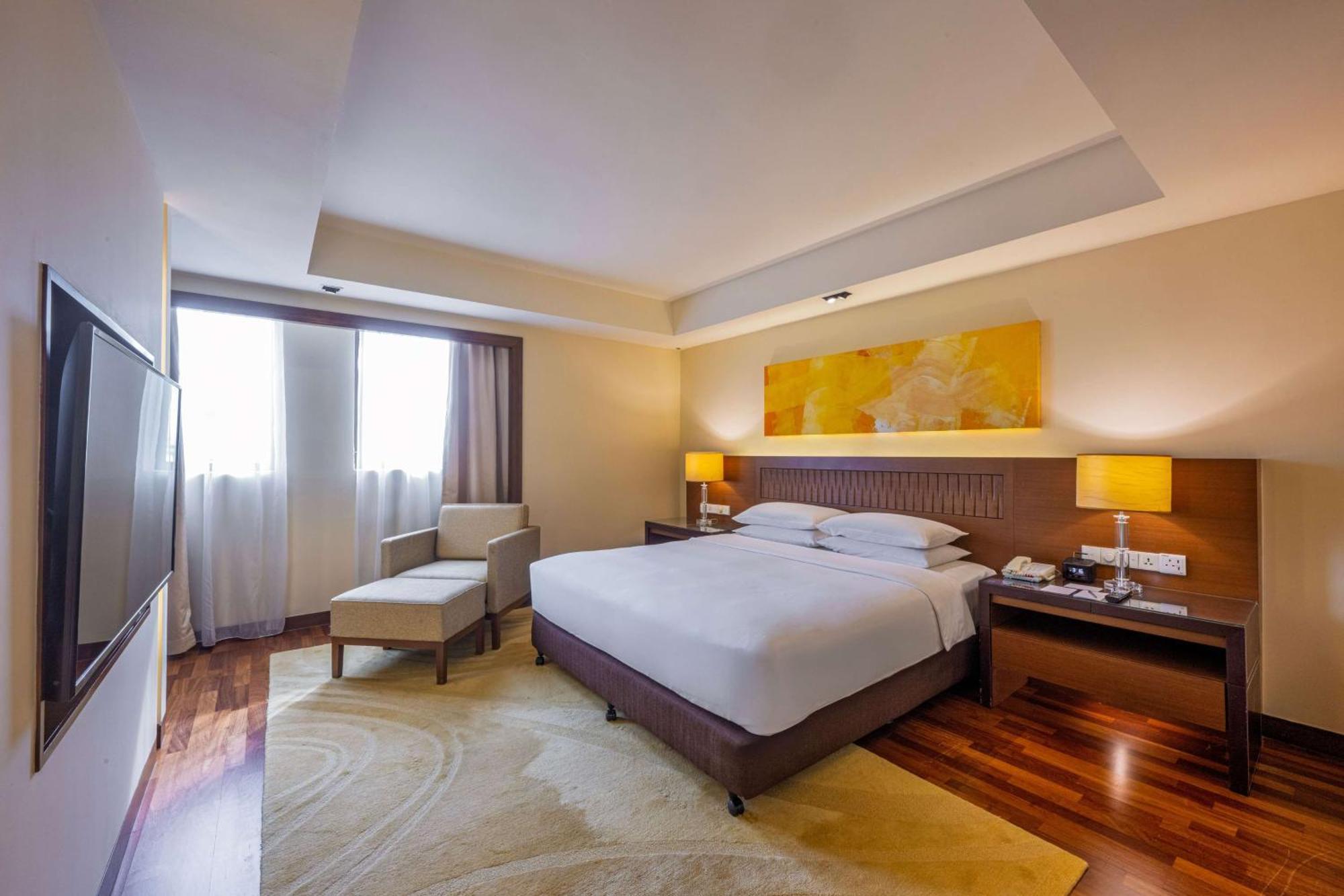 Отель Hyatt Regency Kinabalu Кота-Кинабалу Экстерьер фото